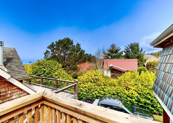 Private Villa: Cannon Beach Cottage